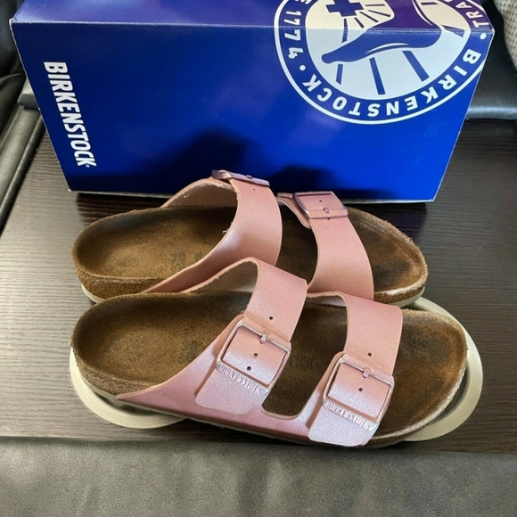 Birkenstock Arizona Icy Metallic Rose Gold Size 38 W 7 M 5 - Picture 1 of 4